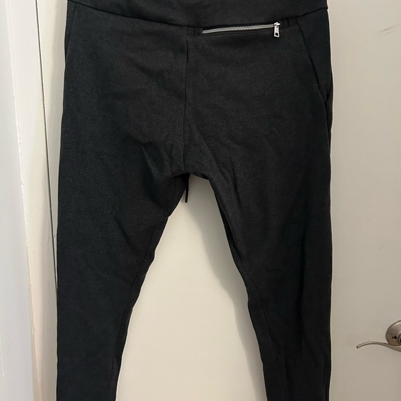 Nike Joggers - Picture 4 of 5